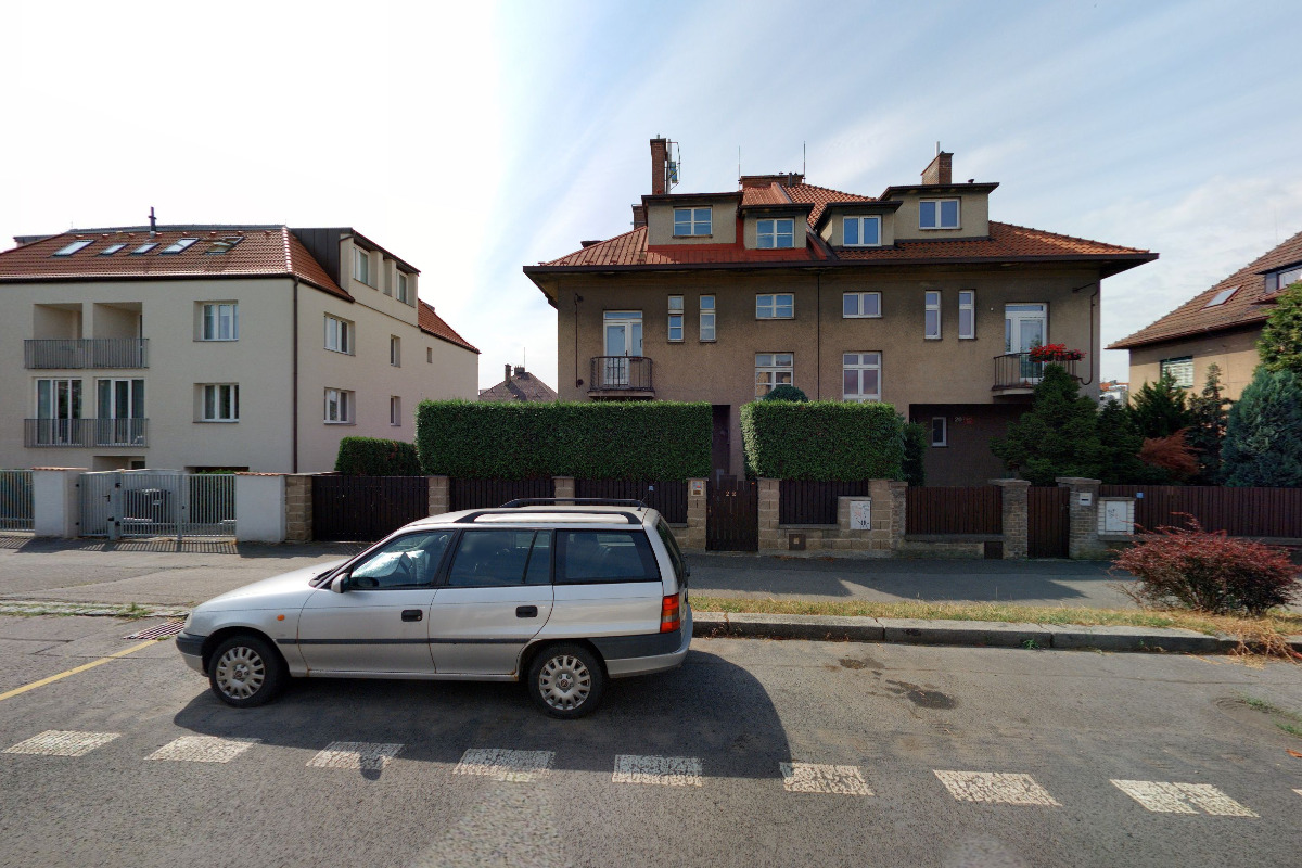 JUDr. Josef Karlík, advokát foto 2