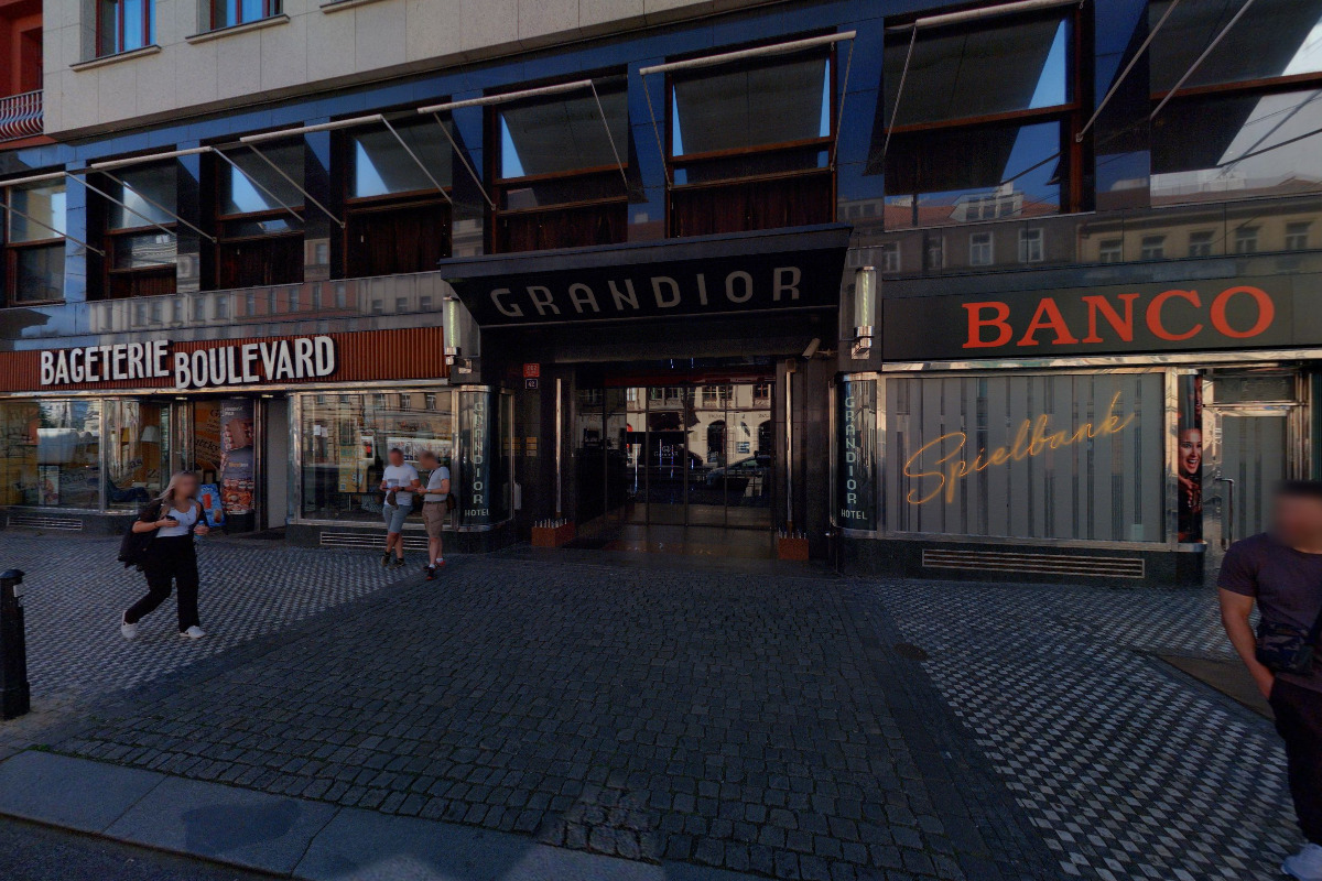 PARTNER 4 JOB s.r.o.