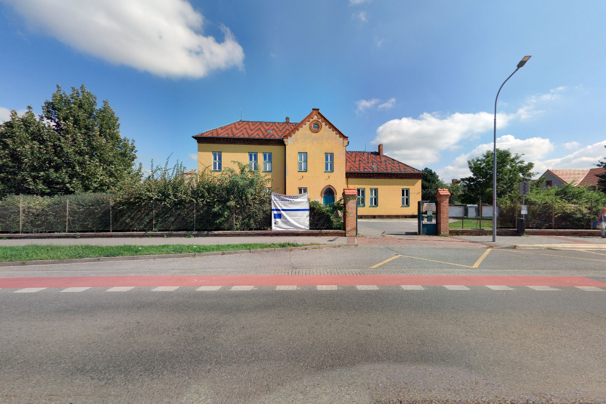 Krajská hygienická stanice Jihomoravského kraje se sídlem v Brně foto 2