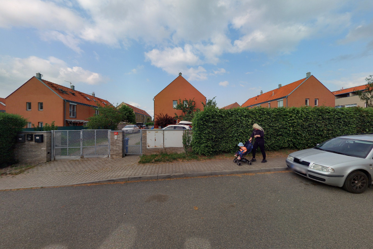 Geodeti Jenštějn - Ing. Zuzana Dvořáková foto 1