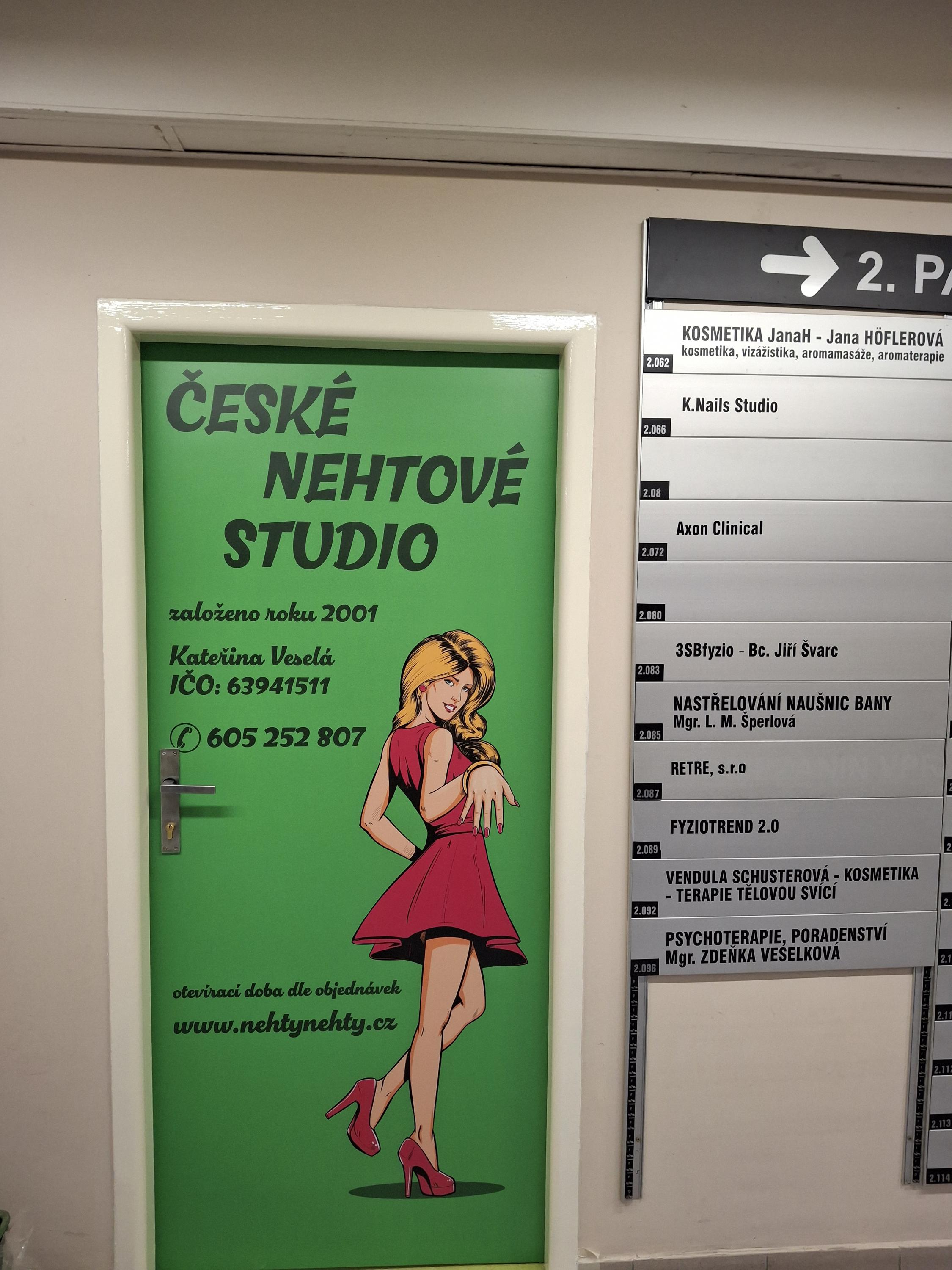 Kateřina Veselá - České Nehtové Studio foto 3