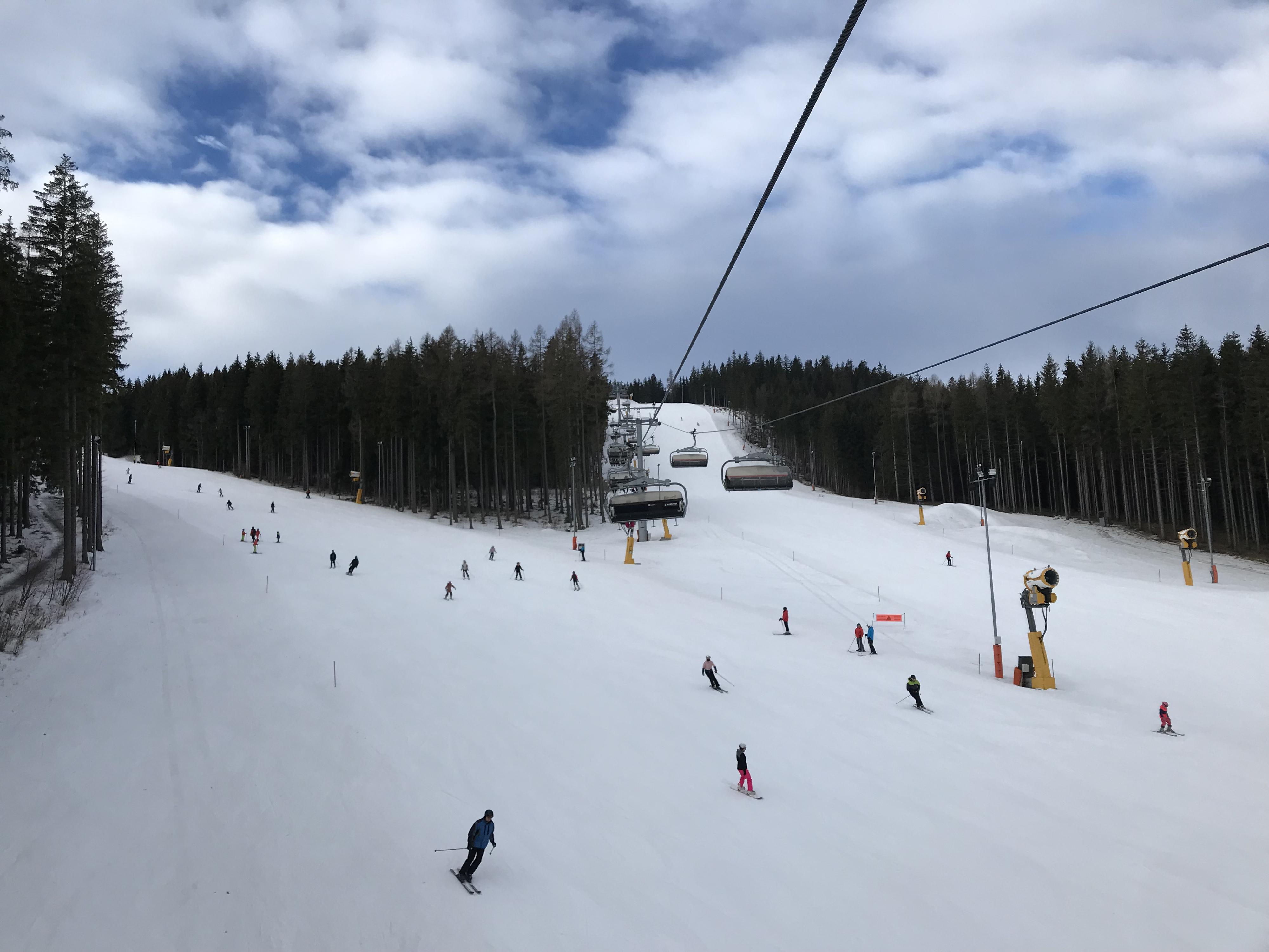 Lyžařský areál - RESORT KOPŘIVNÁ foto 3