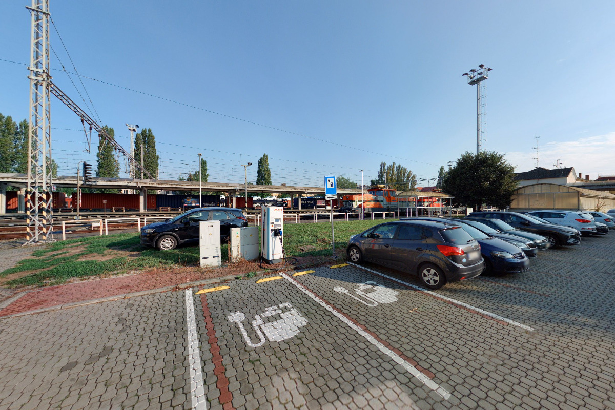 Dobíjecí stanice E.ON Drive