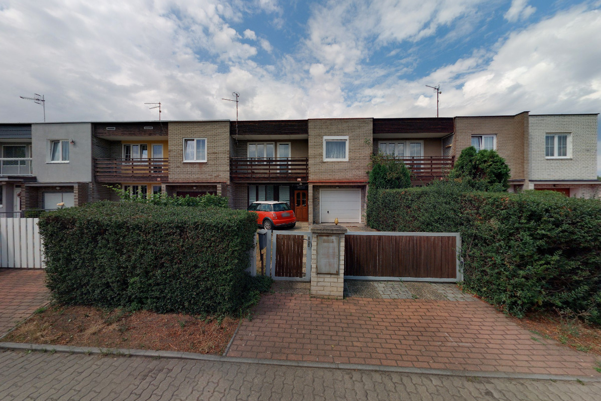 Zemědělská technika - obchodní služby Praha, s.r.o.