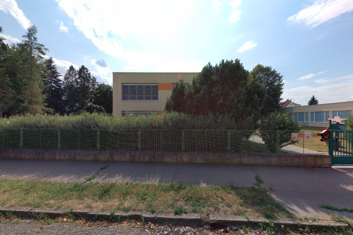 MŠ Pardubice, Pospíšilovo náměstí foto 2