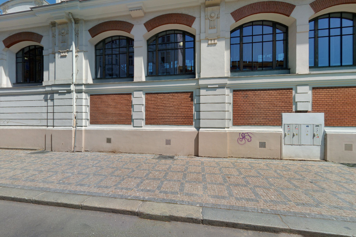 Městská knihovna v Praze - Smíchov foto 6