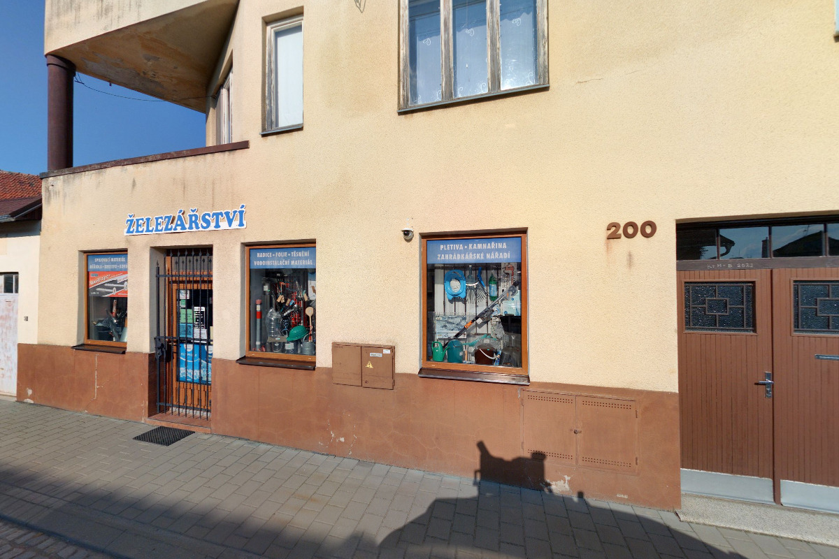 Petra Bečková - Železářství foto 2