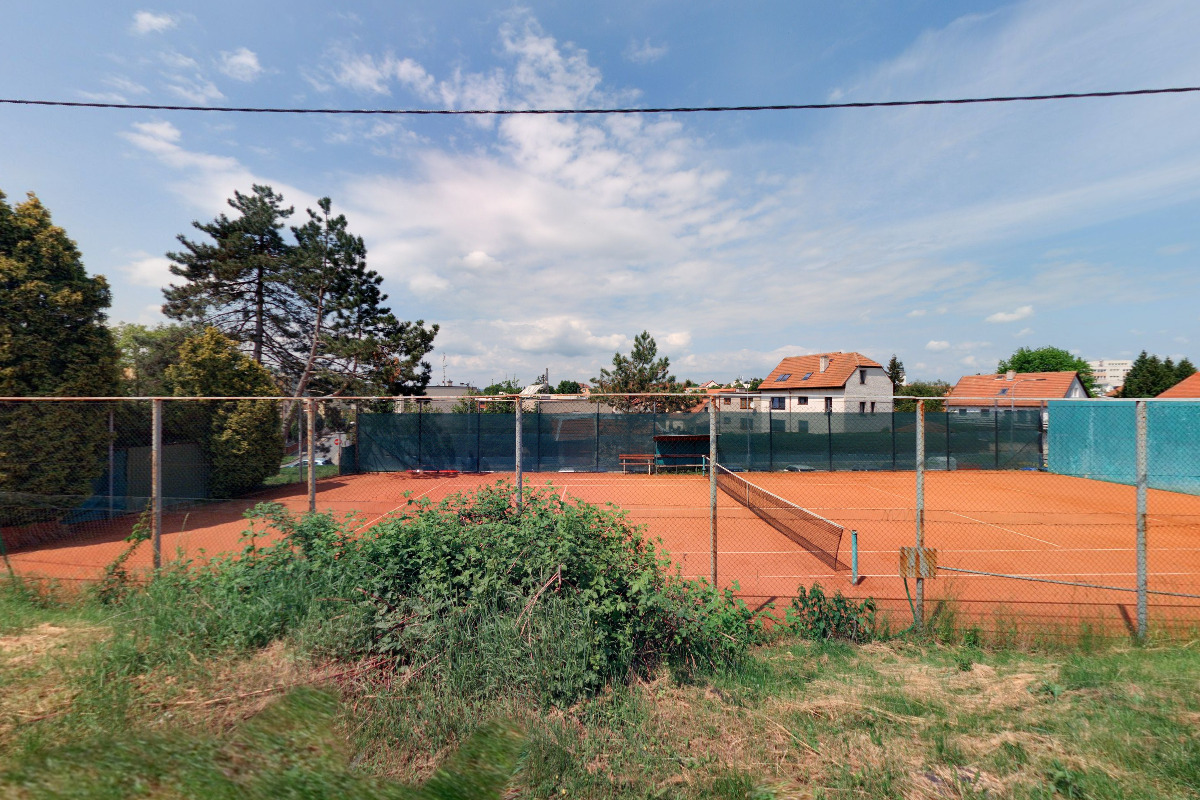Správa majetku města Vyškova - Tenisový a beachvolejbalový kurt