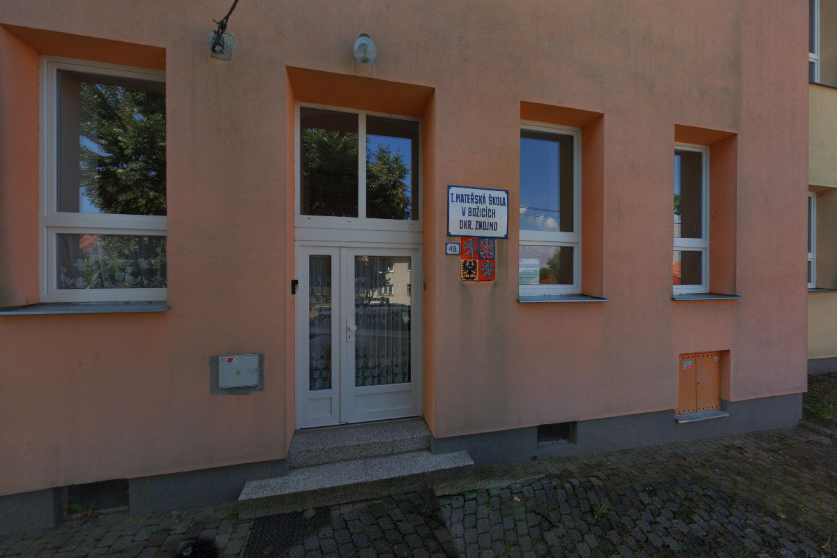ZŠ a MŠ Božice foto 2