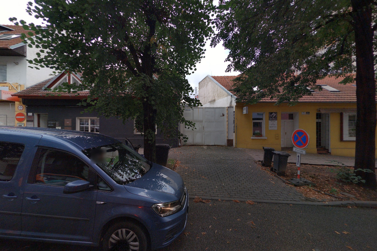 Pneuservis Autosklo Jerašov foto 4