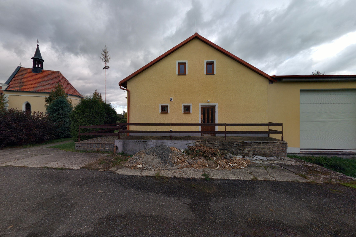 Svojšice - obecní úřad foto 2