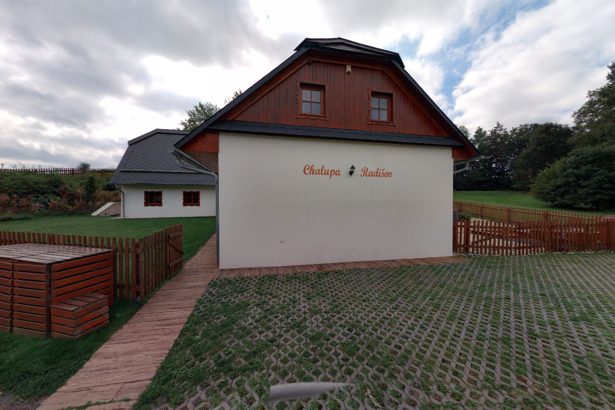 Chalupa Radišov