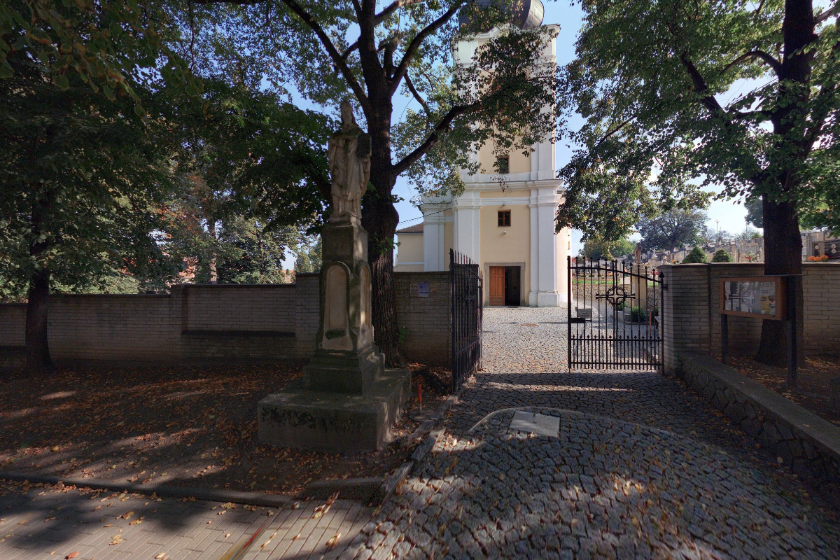 Římskokatolická farnost Hovorany