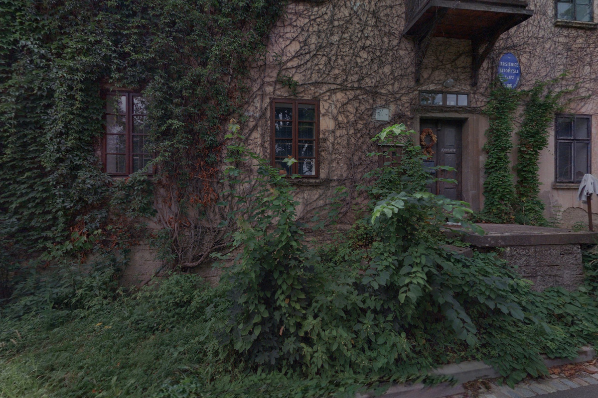 Občanské sdružení ATELIER ČESKÉ RUCE - Asociace výtvarníků a uměleckých řemeslníků České republiky - Soukromá mistrovská škola