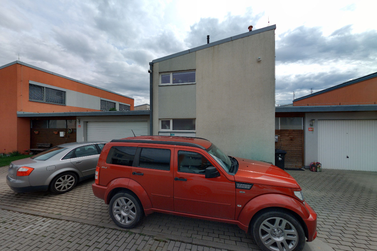 Žaneta Paseková - realitní makléř foto 2