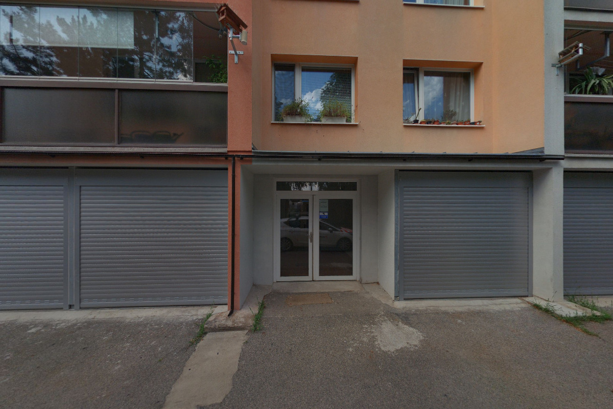 Bytové družstvo Praha 8, Kostřínská 577/578, družstvo