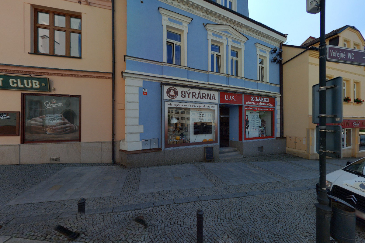 X-LARGE foto 3