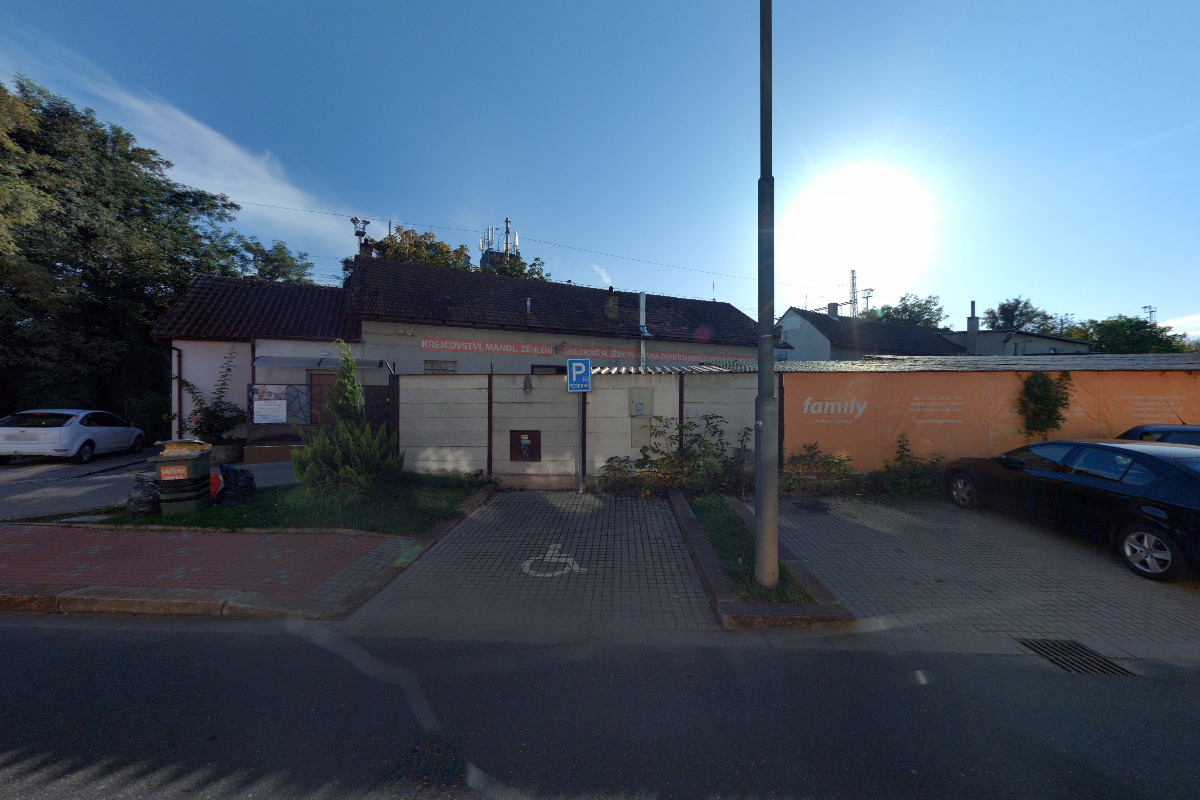 Prádelna a čistírna  Family foto 2