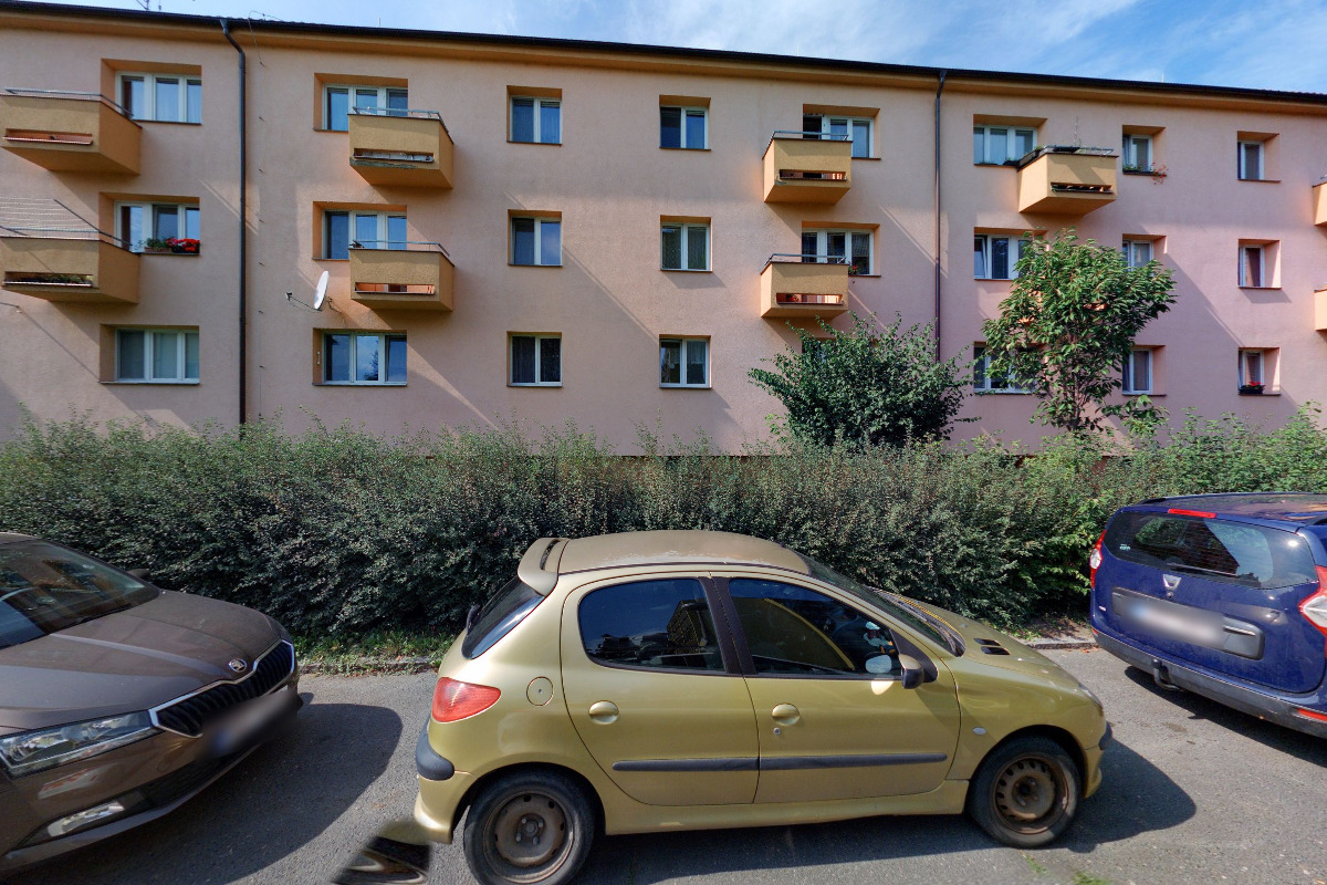 Marcela Uhlířová - Reiki, výklad karet, poradenství