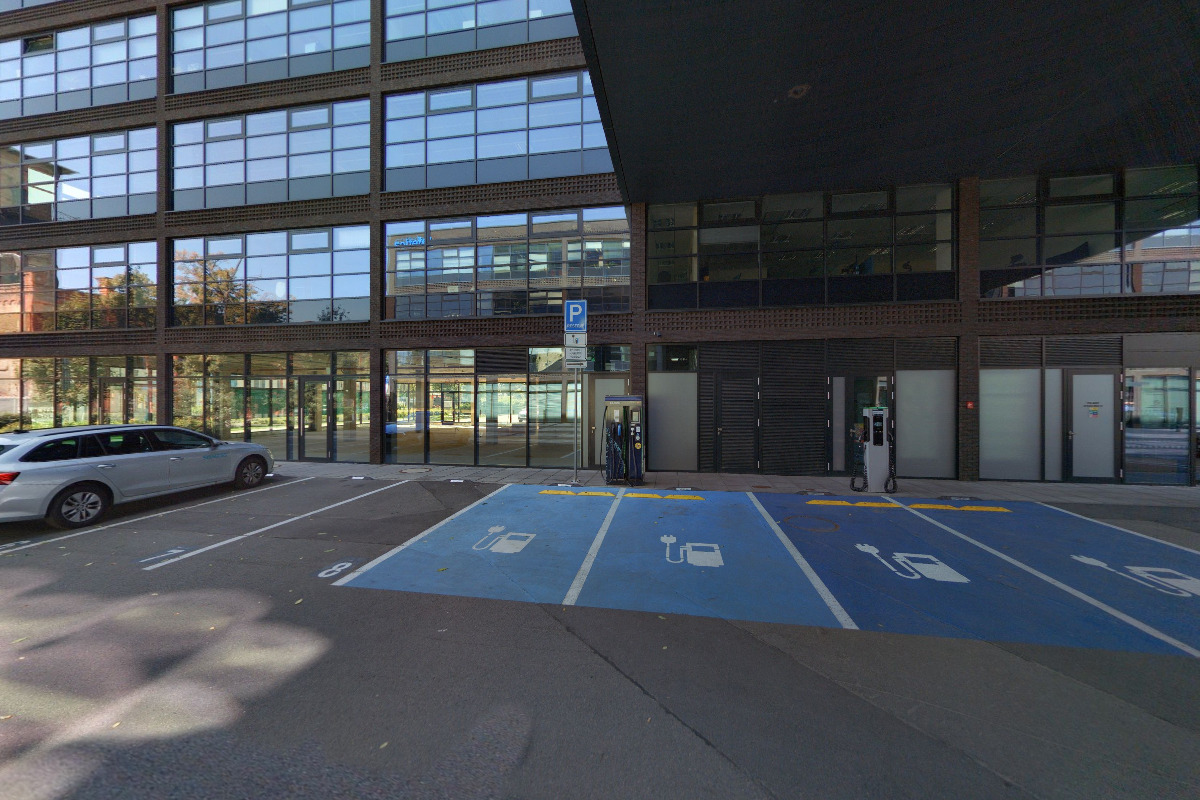 Nabíjecí stanice E.ON foto 3