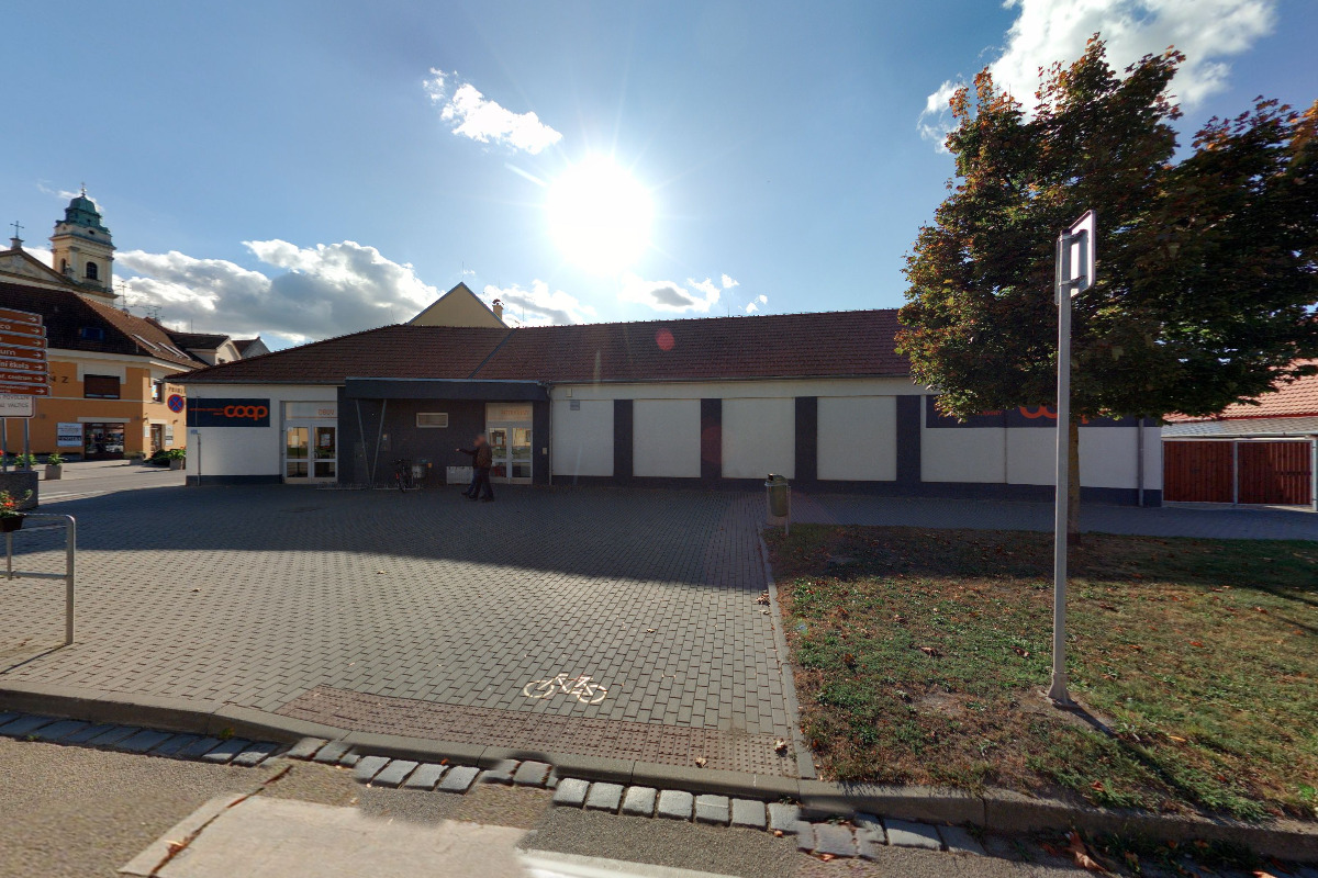 COOP - Jednota, spotřební družstvo v Mikulově foto 2