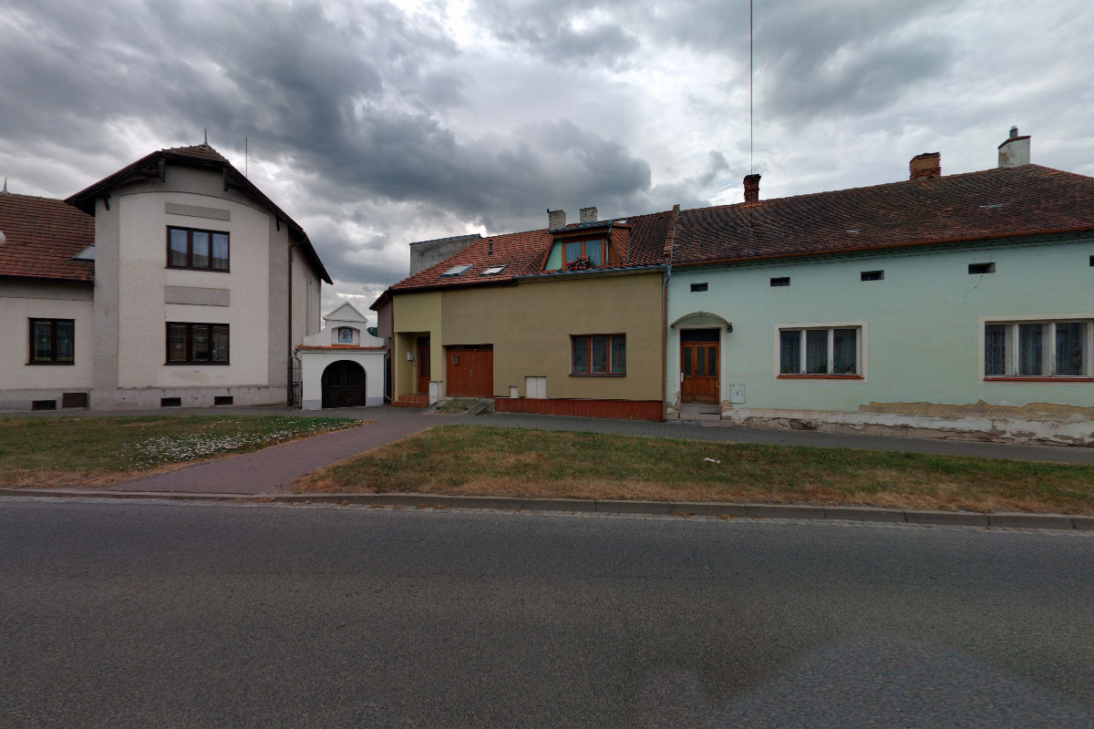 Opravy šicích strojů Hovorka