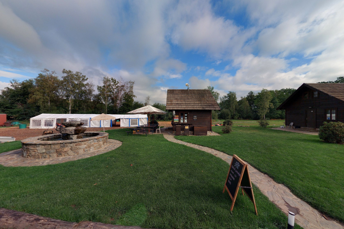 Občerstvení Červené Janovice foto 4