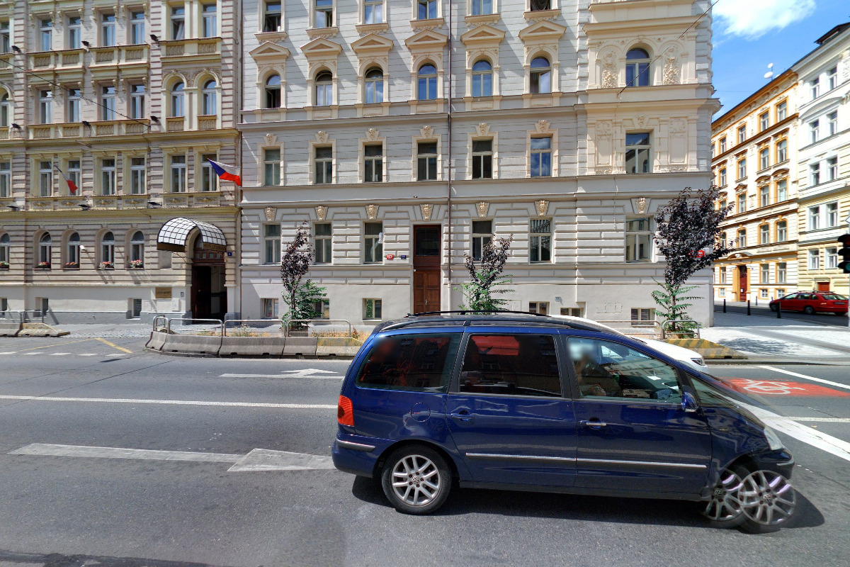 Apartment Legerova 11