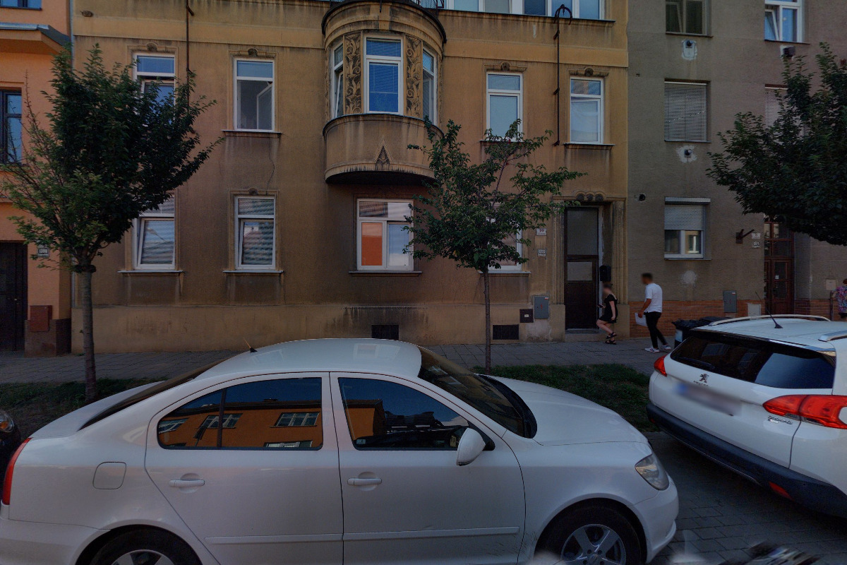 Ubytování Slovinská 10 foto 1