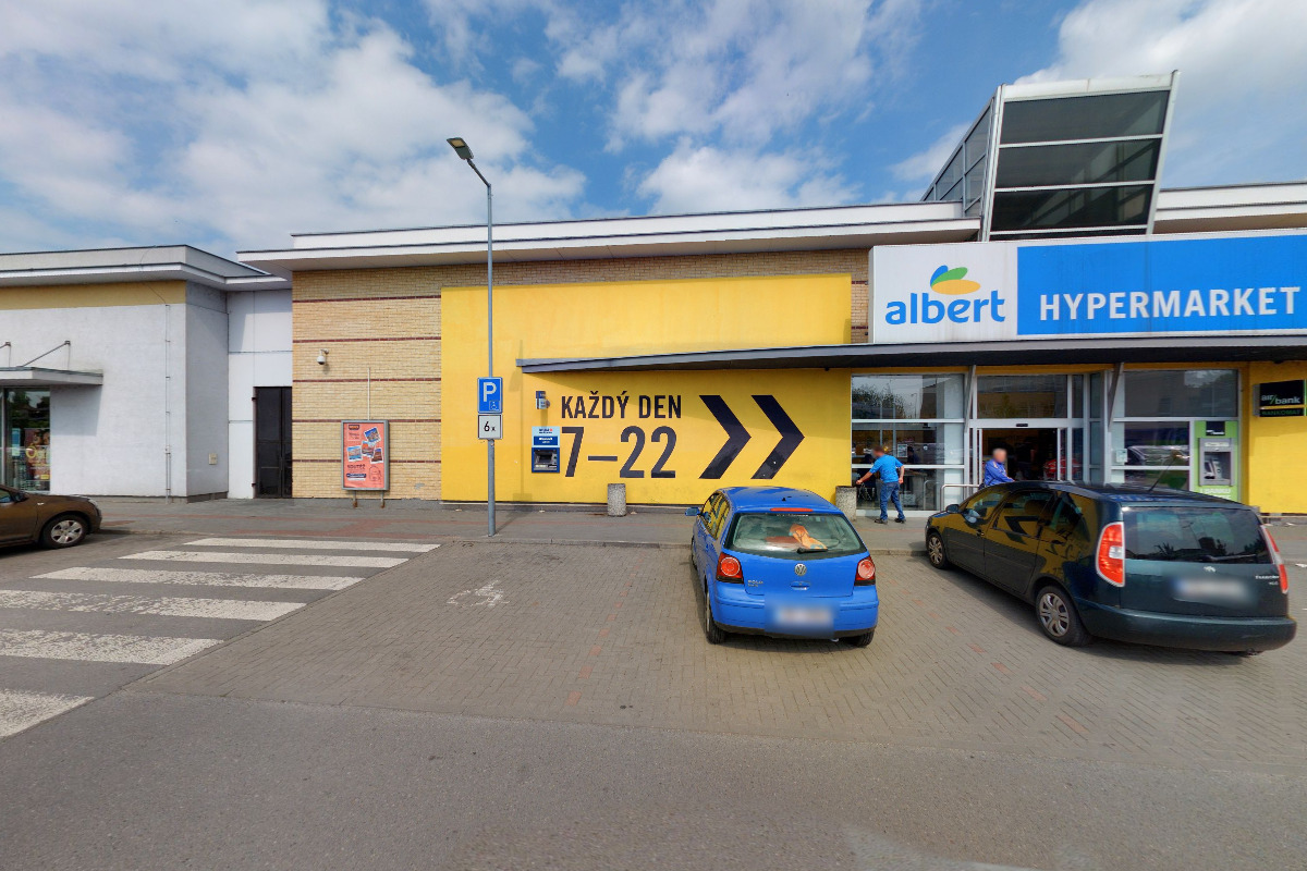 Bankomat České spořitelny foto 2