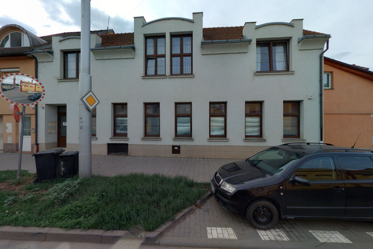 LaROS communications, s.r.o.