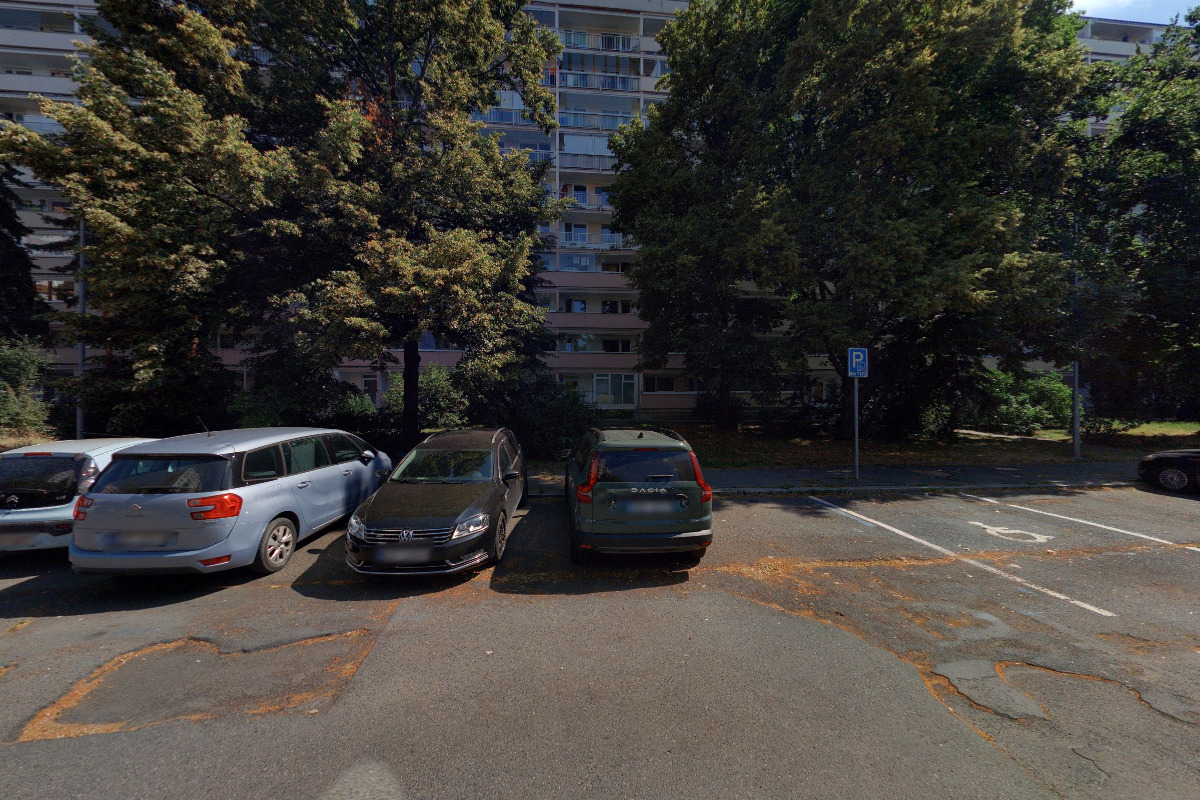 Společenství pro dům Jablonecká 698-711, Prosek foto 2