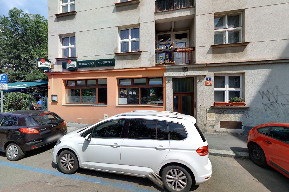 Podkrovní byt Branická