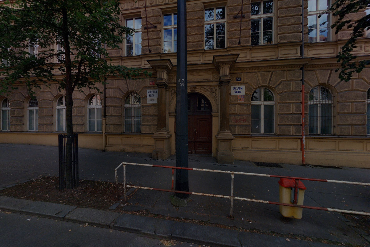 ZŠ a Střední škola Praha 2, Vinohradská foto 3