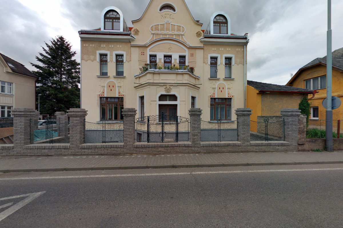 1. Česká správní