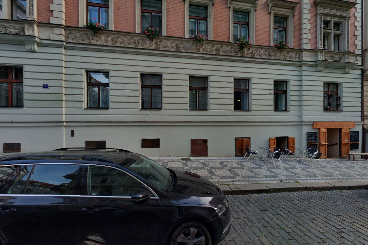 Vinárna Jenštejnská