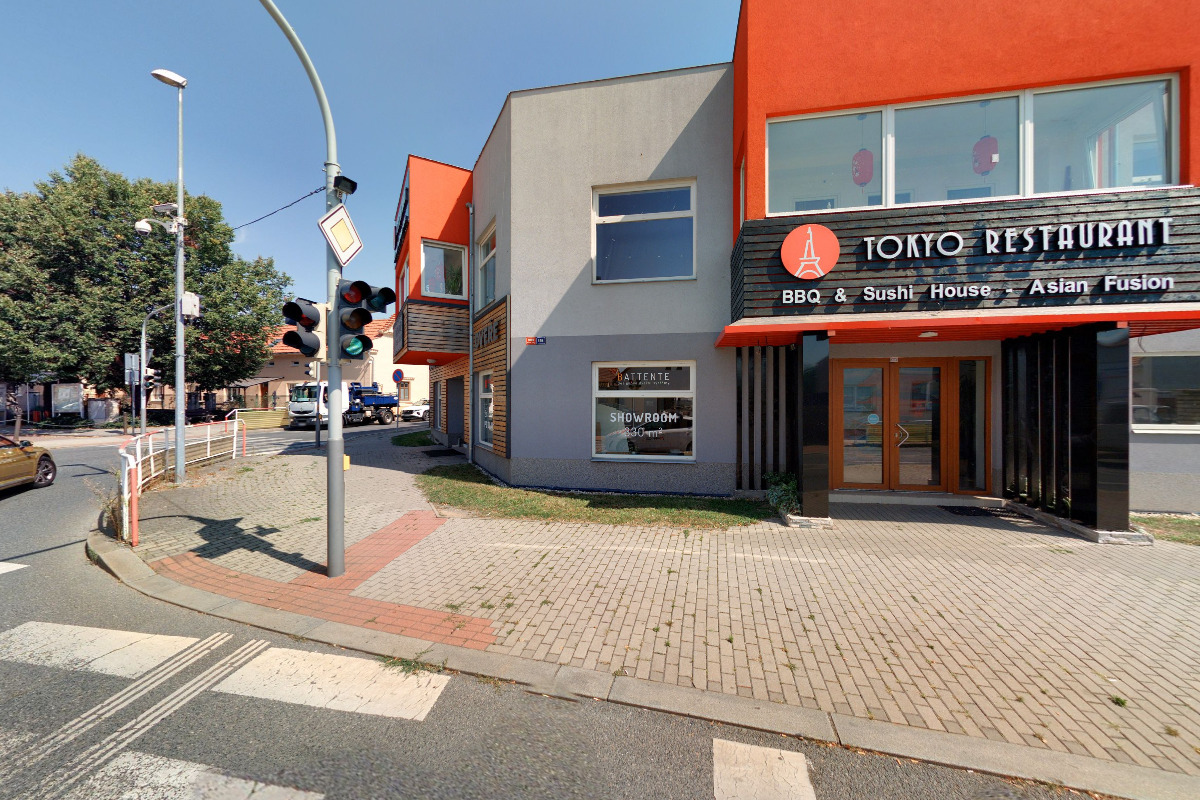 SVĚT OKEN - plastová okna a dveře