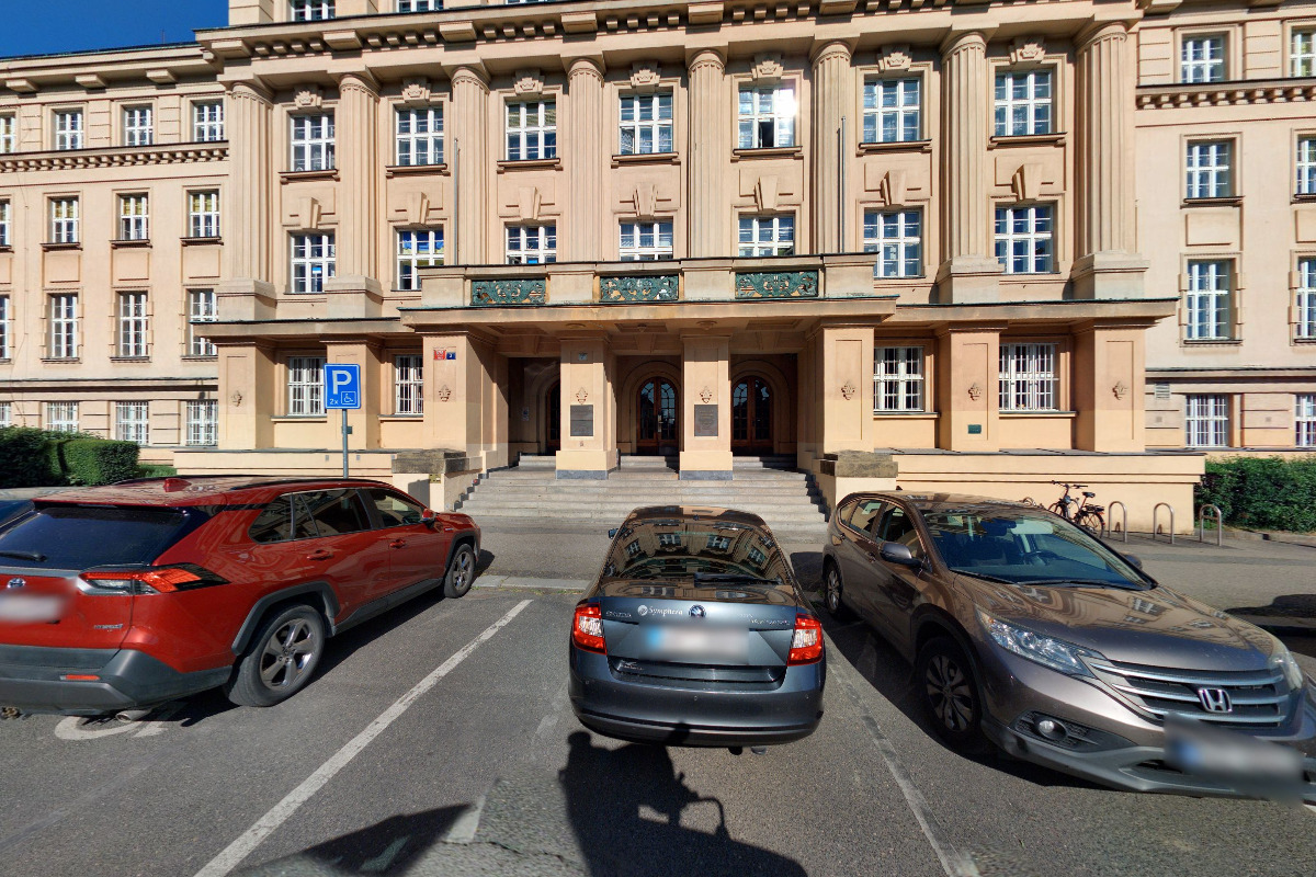 Kolegiátní kapitula Všech svatých na Hradě pražském