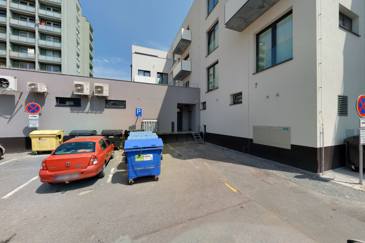 Bankomat České spořitelny foto 2