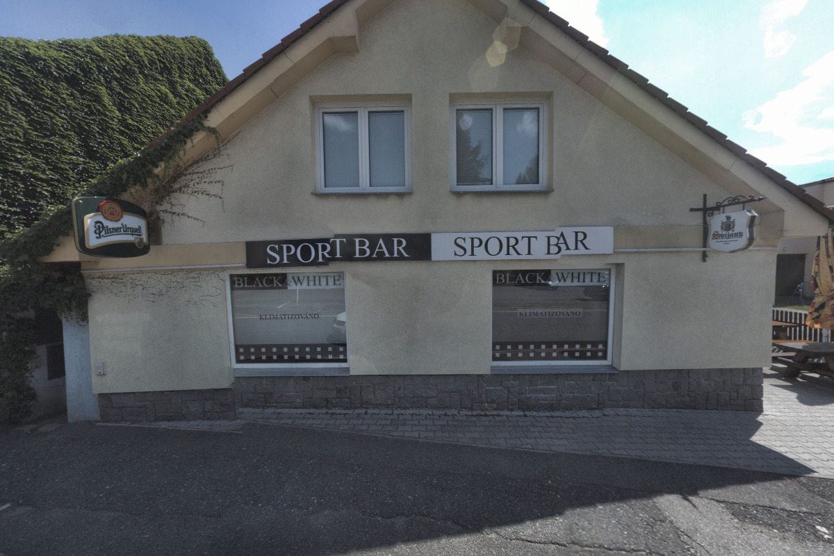 Sportbar Black & White foto 2