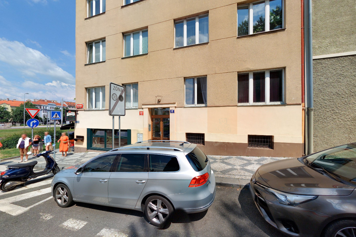 AK facility services, s.r.o.