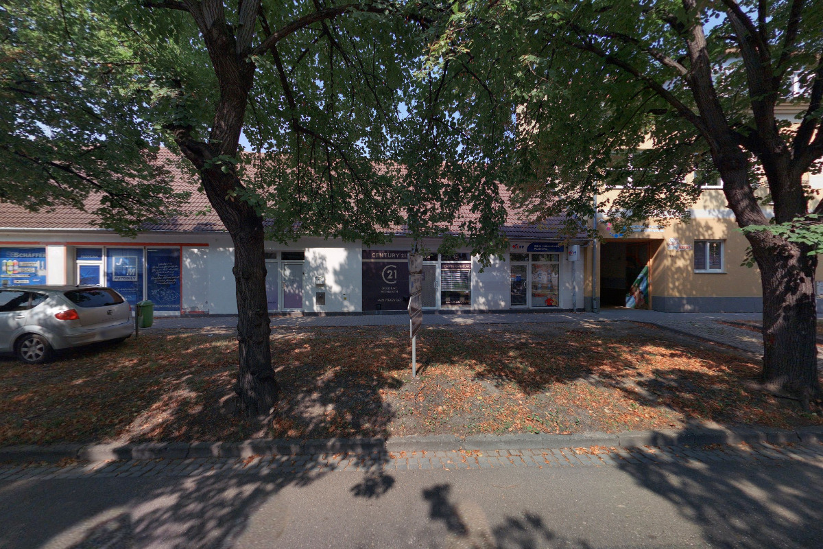 CENTURY 21 Bonus Hodonín foto 2