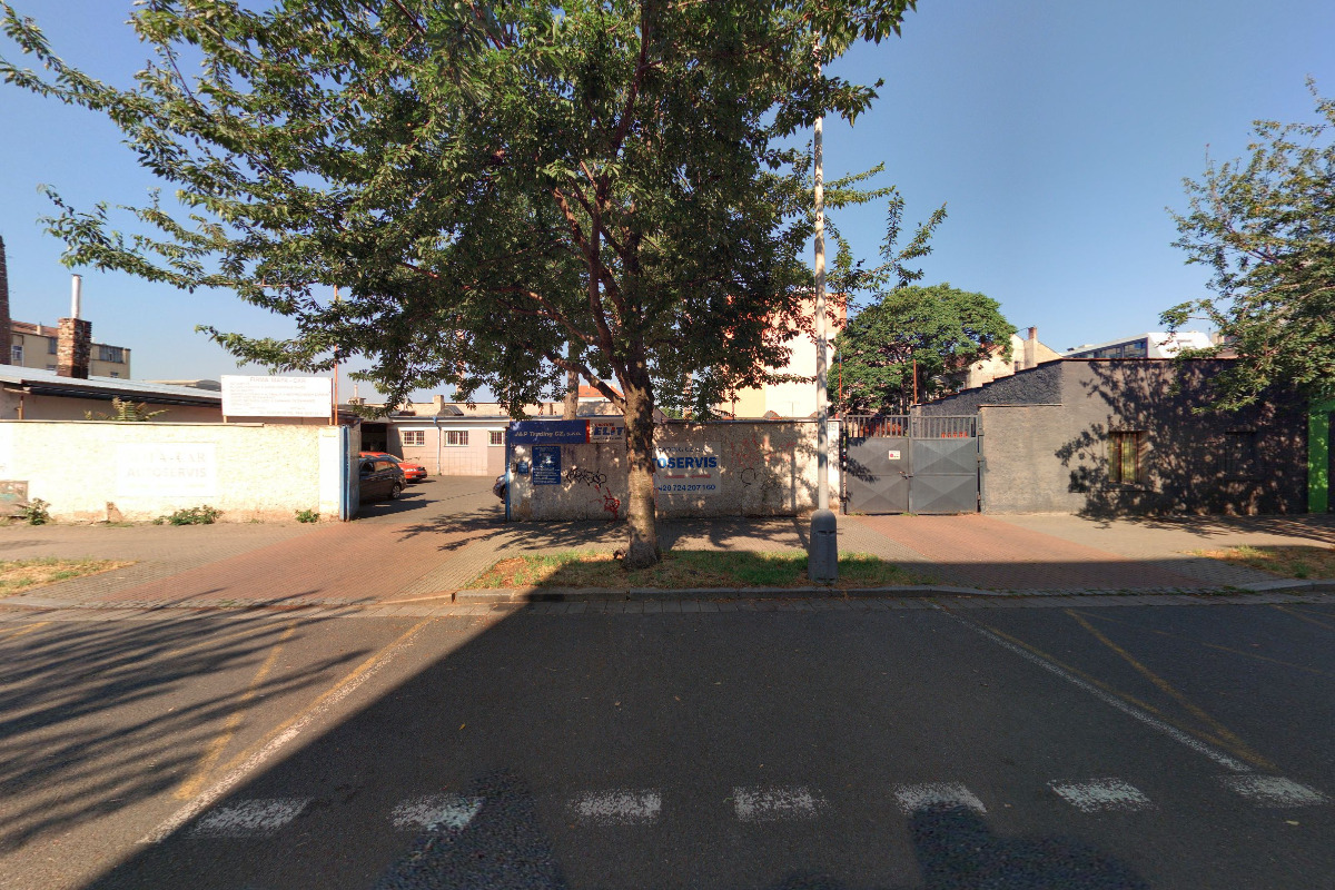 J&P Trading CZ, s.r.o.