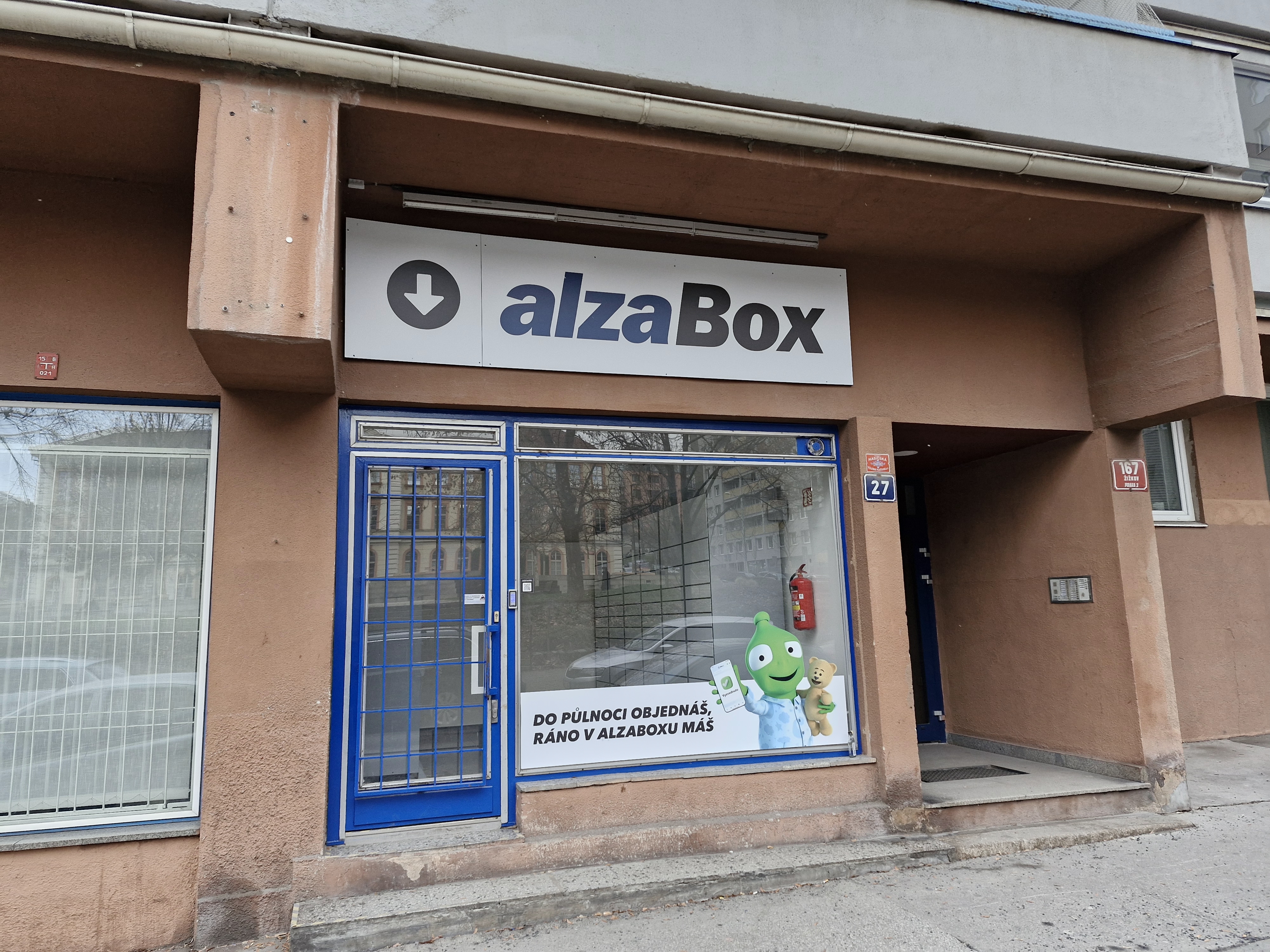 AlzaBox