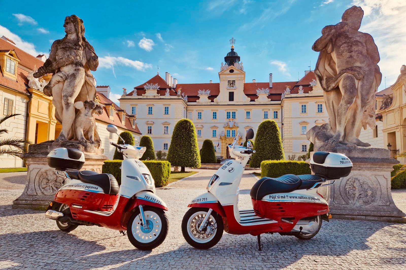 Půjčovna skútrů Valtice - Váš klíč k dobrodružství