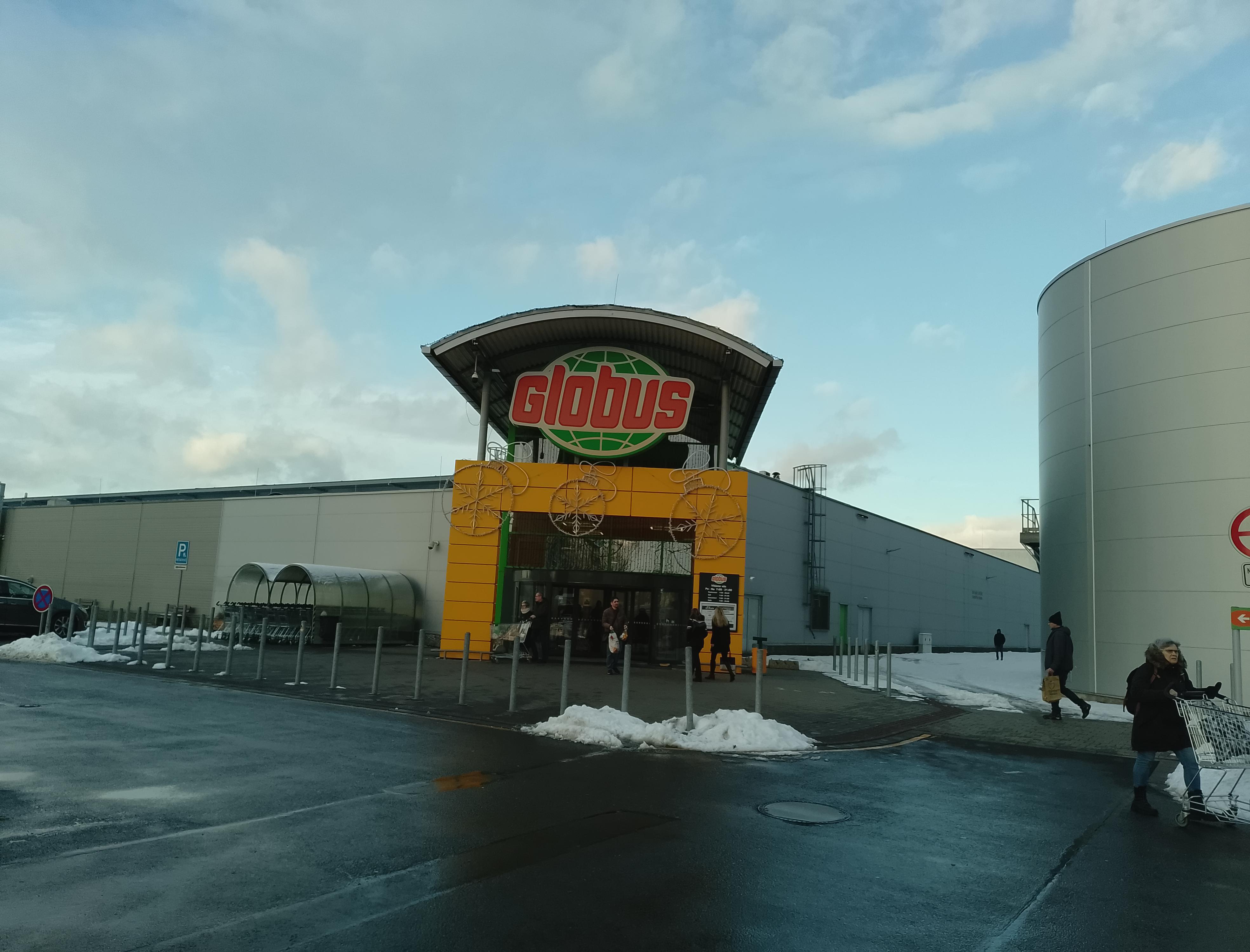 Globus Hypermarket foto 2