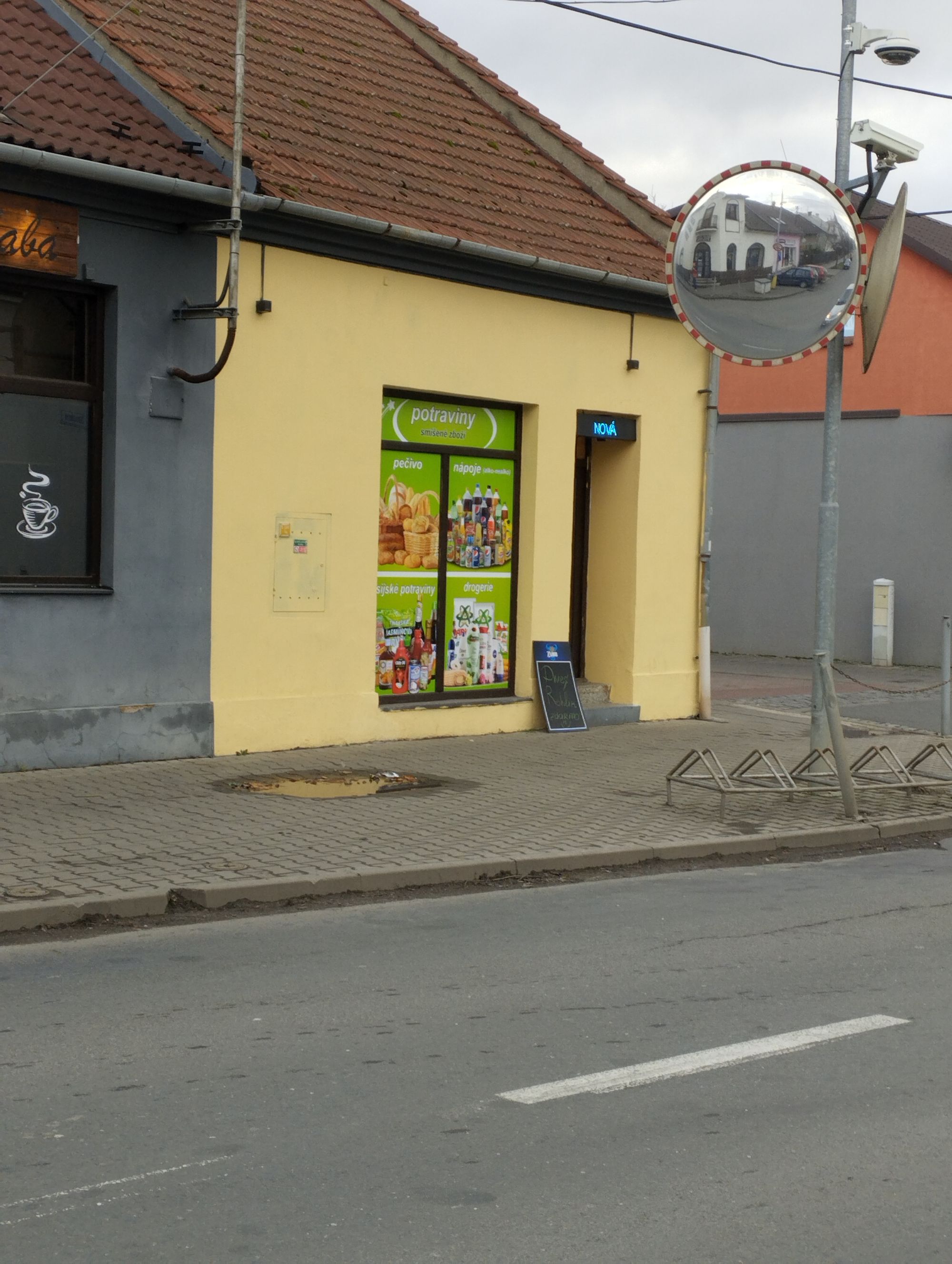 Smíšené zboží Žerotínova foto 2