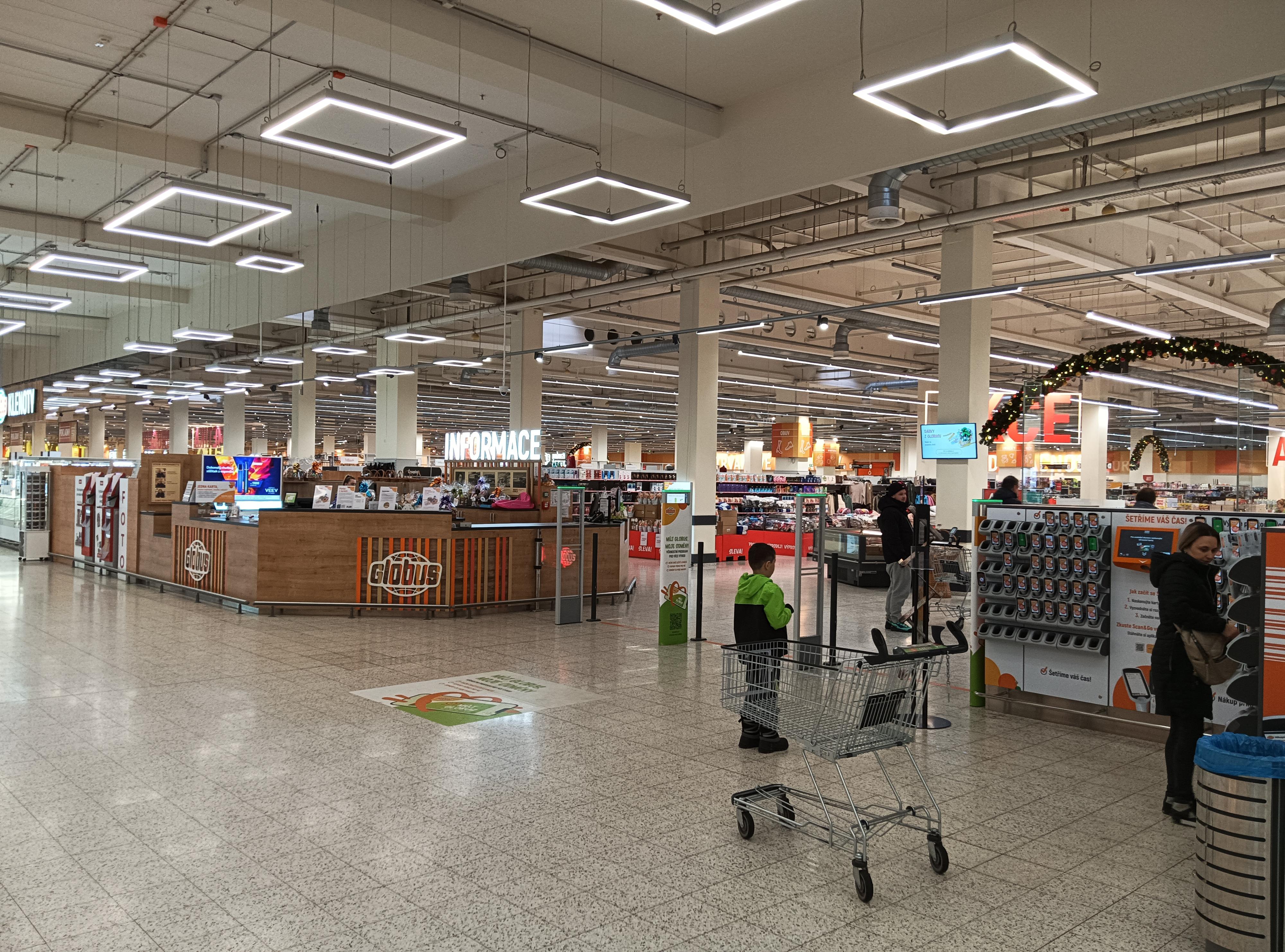 Globus Hypermarket foto 4