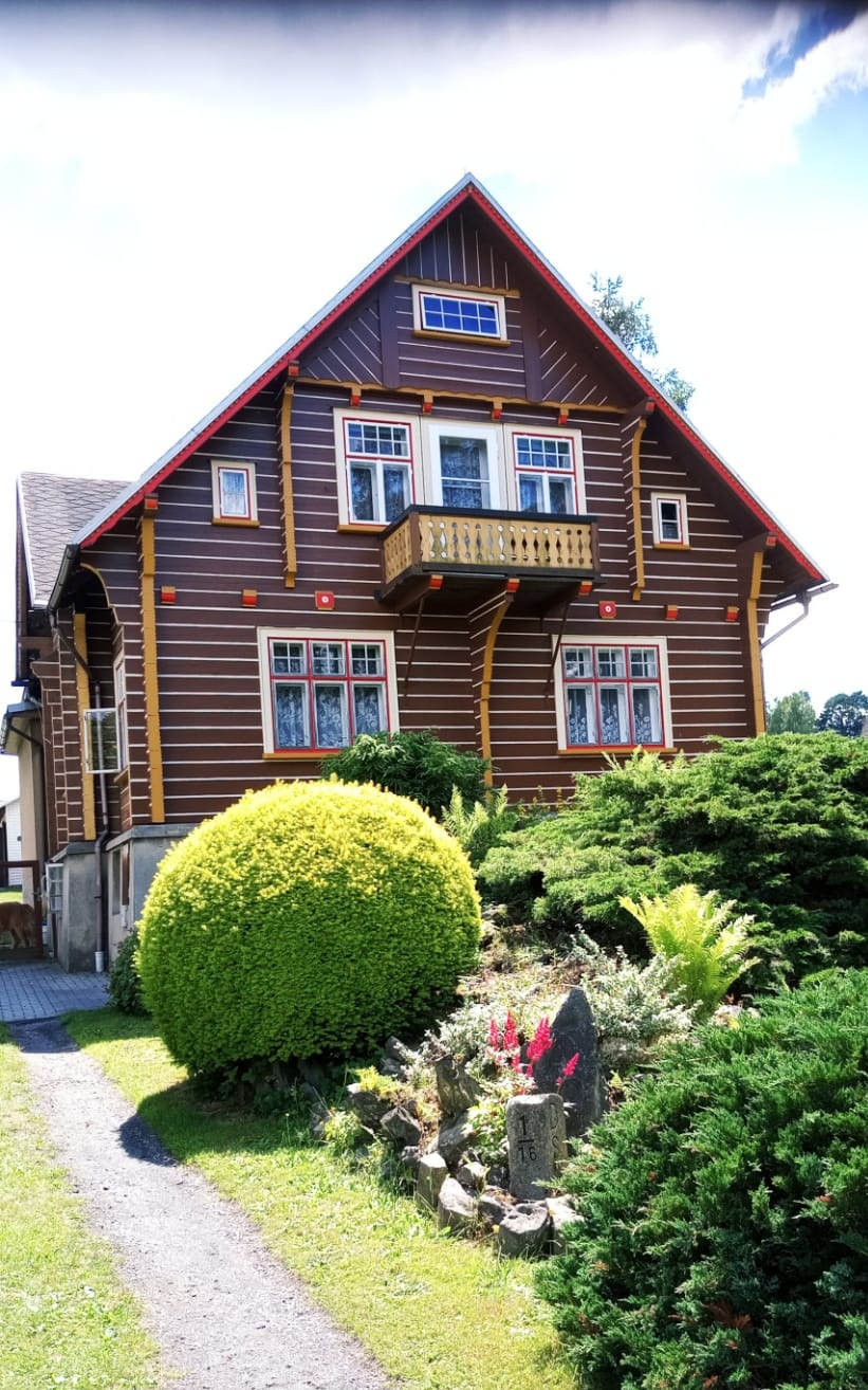 Továrníkova vila - Staré Křečany foto 2