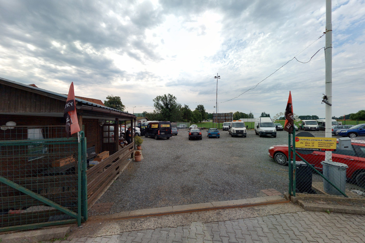 Půjčovna dodávek Tábor foto 6